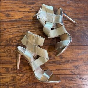 Nine West Elegant Gold Stiletto Heels size 6